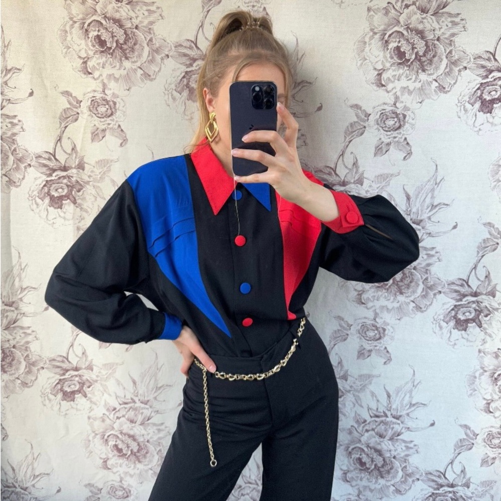 Vintage Oversized Black Blue and Red Color Block Button Down Blouse